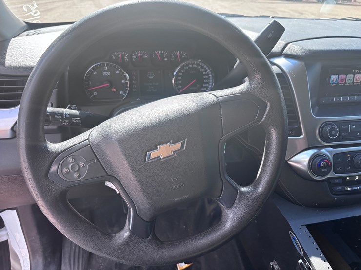 2024-chevrolet-tahoe-image-12