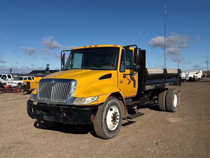 2007-international-4000-image-1