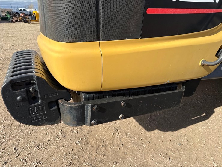 2005-cat-challenger-55-track-tractor-image-18