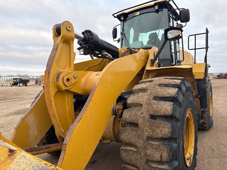 2012-caterpillar-972k-image-10