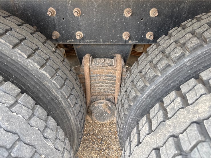 #256-•-2007-mack-cv713-dump-truck-image-24