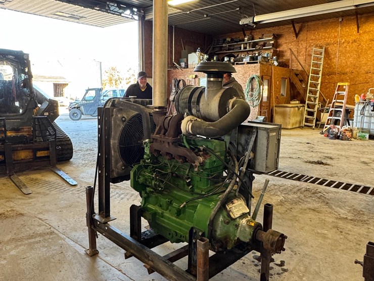 john-deere-4045t-image-3