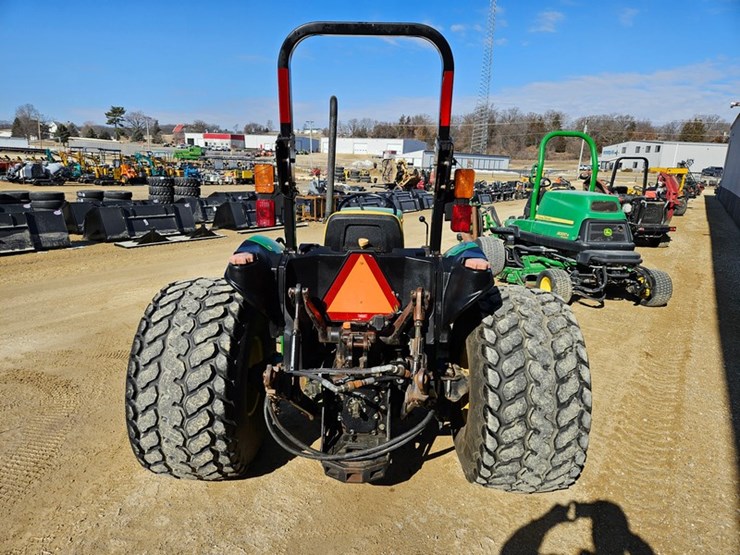 john-deere-5205-image-4