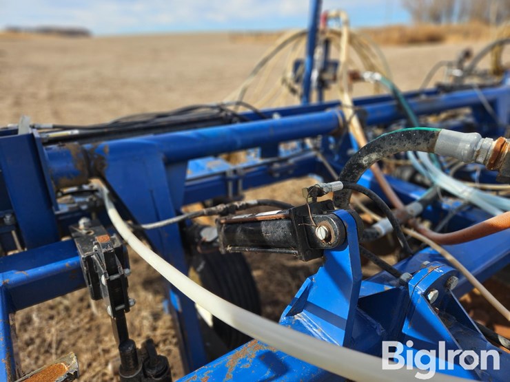 blu-jet-landwalker-image-15