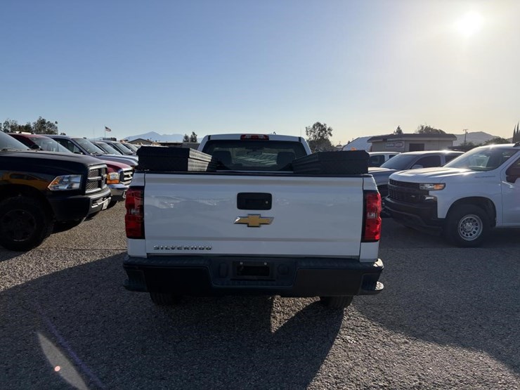 2018-chevrolet-1500-image-6