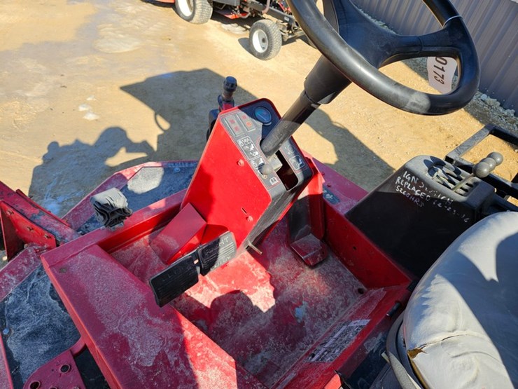 toro-groundsmaster-4000d-image-11