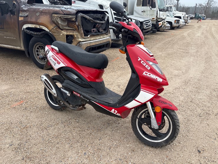 #1803-•-cobra-tgb-scooter-|-for-parts/repairs-|-no-title-image-2