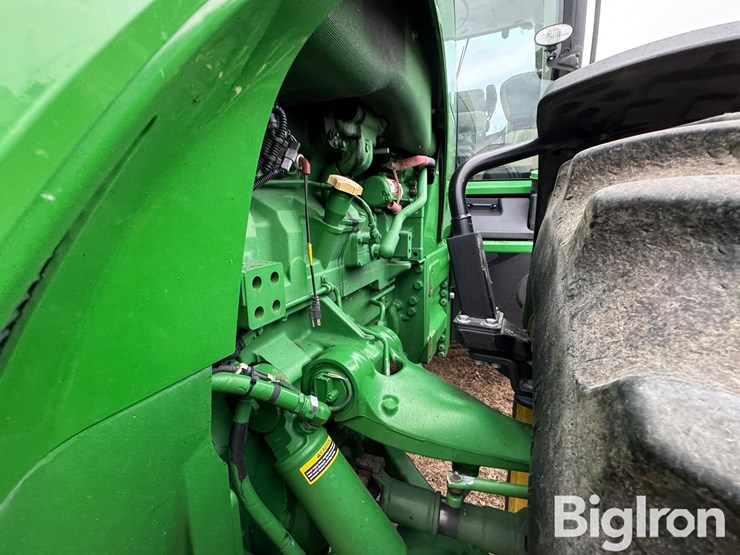 2012-john-deere-8310r-image-17