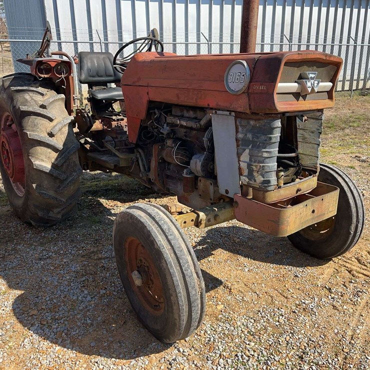 MASSEY-FERGUSON 165
