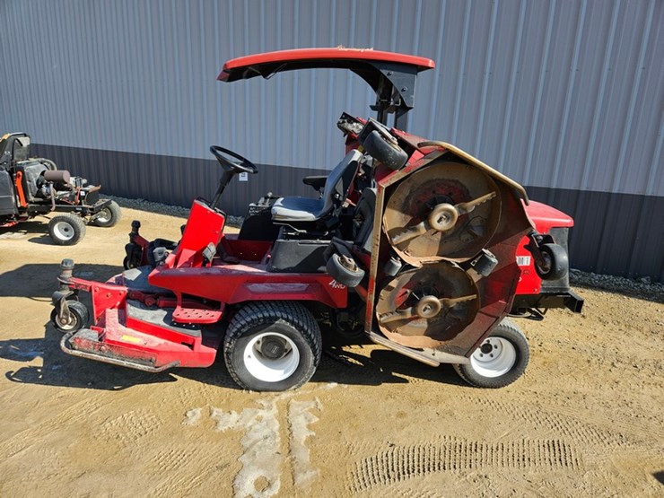 toro-groundsmaster-4000d-image-2