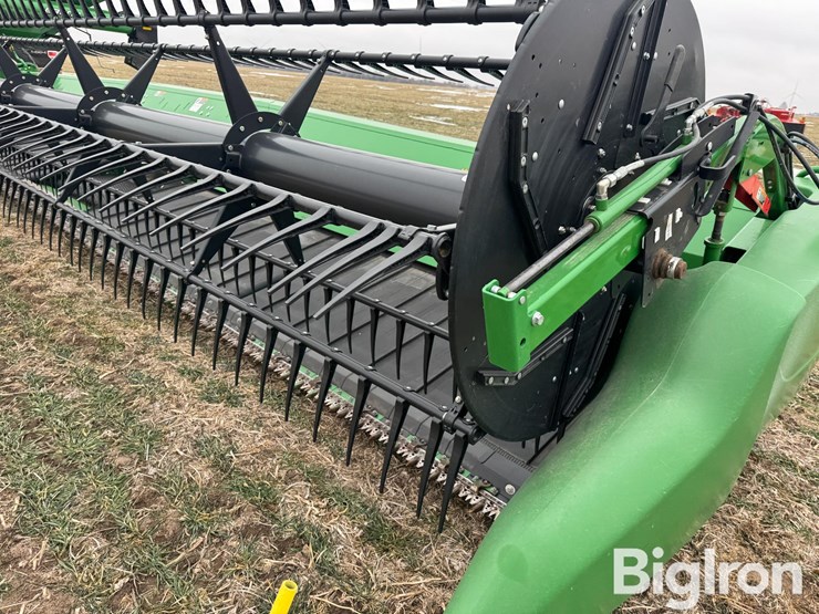 2022-john-deere-735fd-image-15