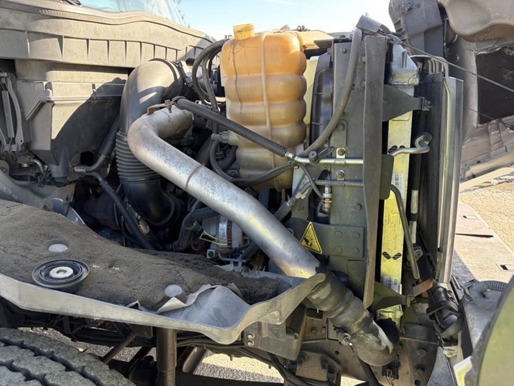 2012-international-workstar-7400-image-10