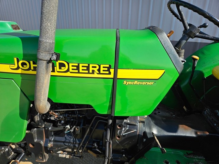 john-deere-5205-image-10