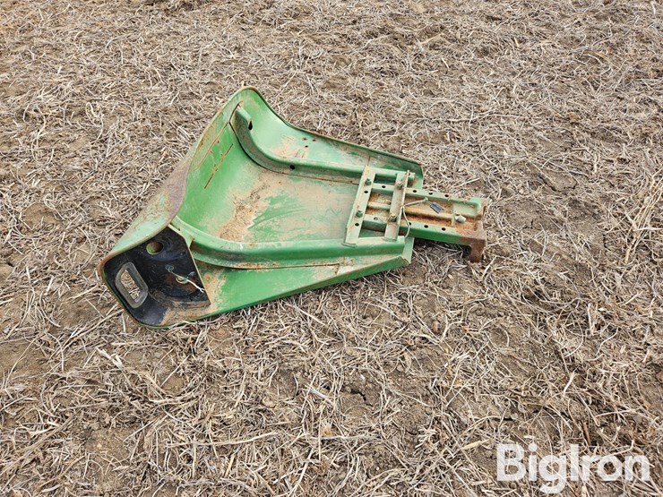 john-deere-10-image-8