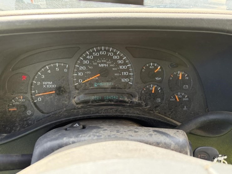 2003-chevrolet-2500-image-13