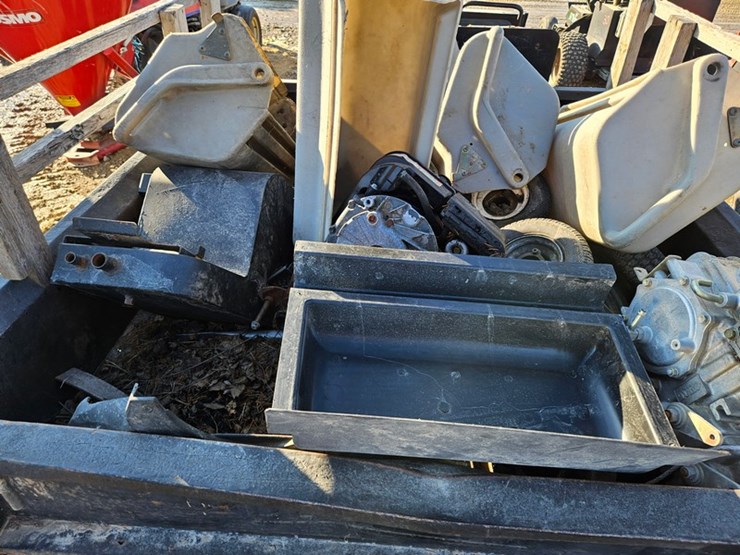 #125-•-cushman-turf-truck-image-12