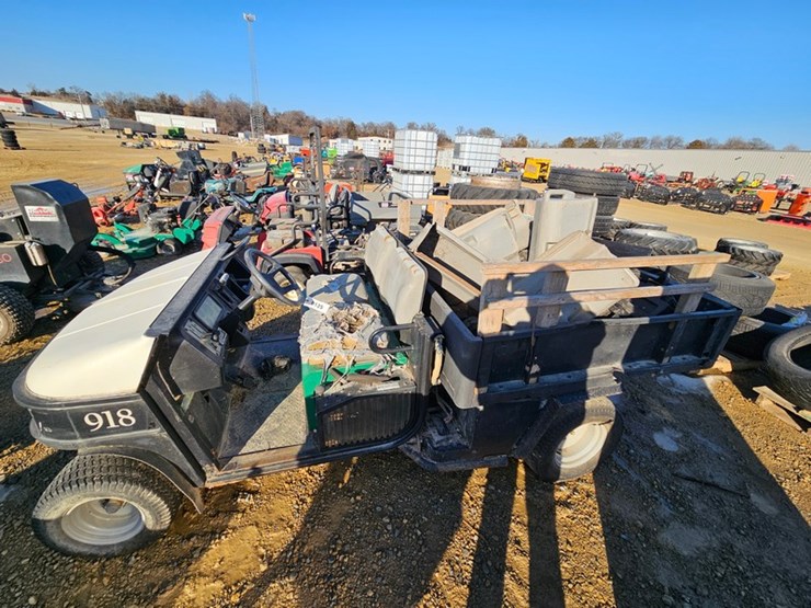 #125-•-cushman-turf-truck-image-2