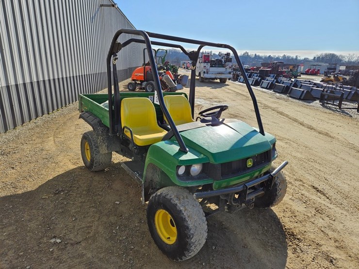 2012-john-deere-gator-image-7