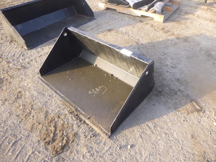 unused-33"-mini-skid-steer-g/p-bucket-image-1