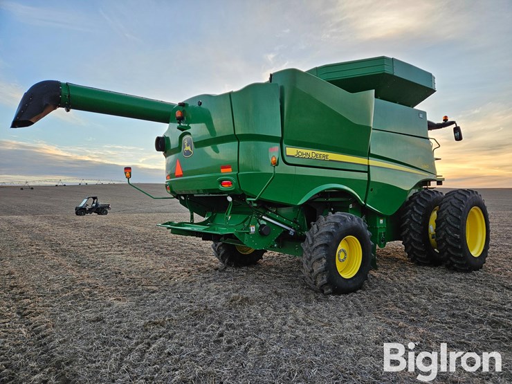 2017-john-deere-s660-image-5