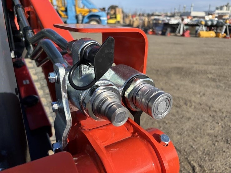 2024-kubota-svl75-3-image-13