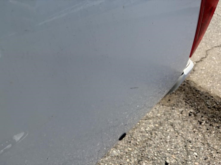 2011-chevrolet-colorado-image-29