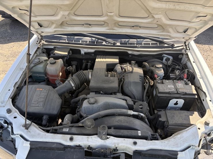 2011-chevrolet-colorado-image-16