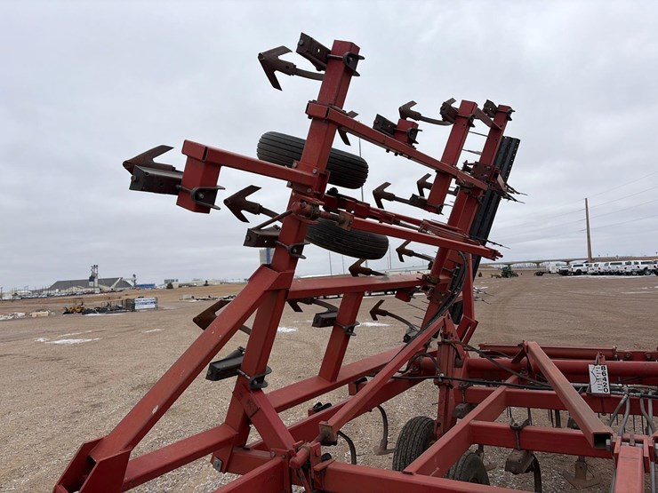 case-ih-4800-image-12