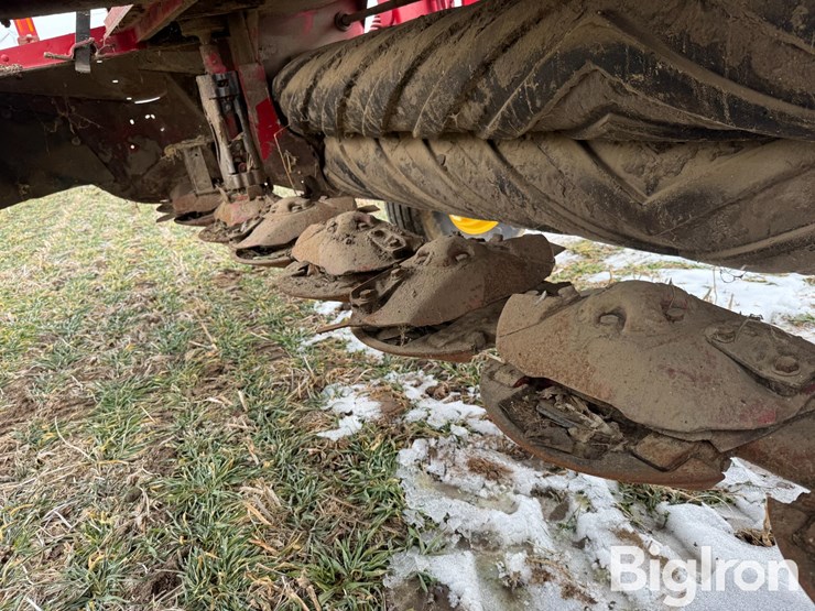 new-holland-h7460-image-17