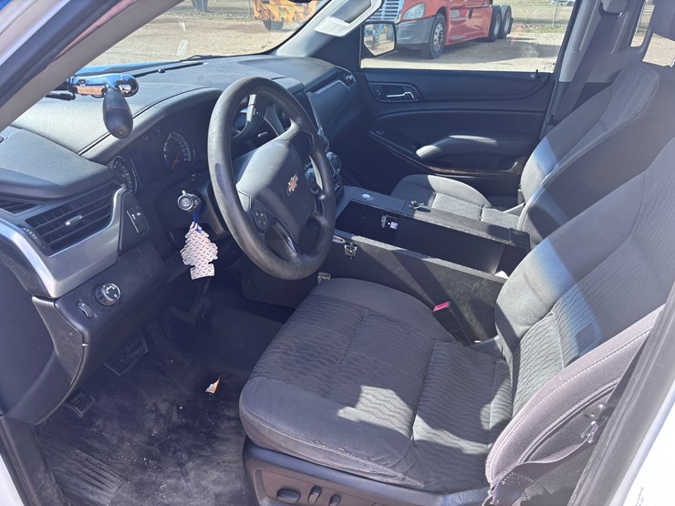 2024-chevrolet-tahoe-image-8