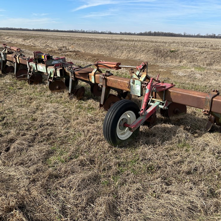 #39201 • W&A 8-Row 38" Manufacturing Hipper