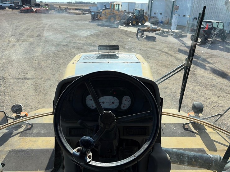 2006-agco-terragator-8104-image-21