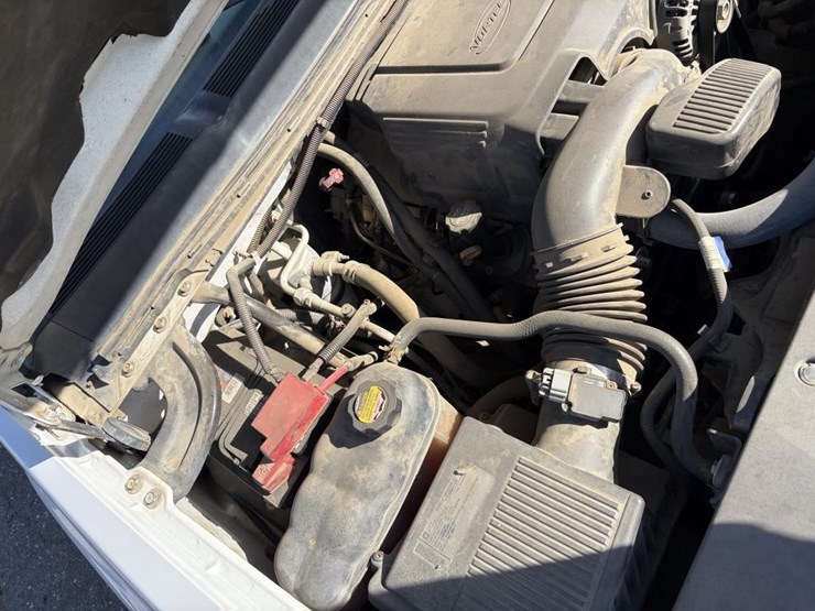 2011-chevrolet-1500-image-20