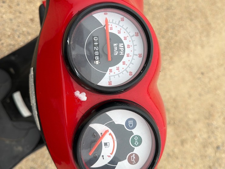 #1803-•-cobra-tgb-scooter-|-for-parts/repairs-|-no-title-image-7