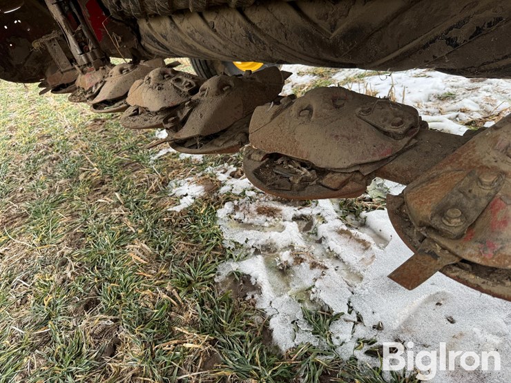 new-holland-h7460-image-16