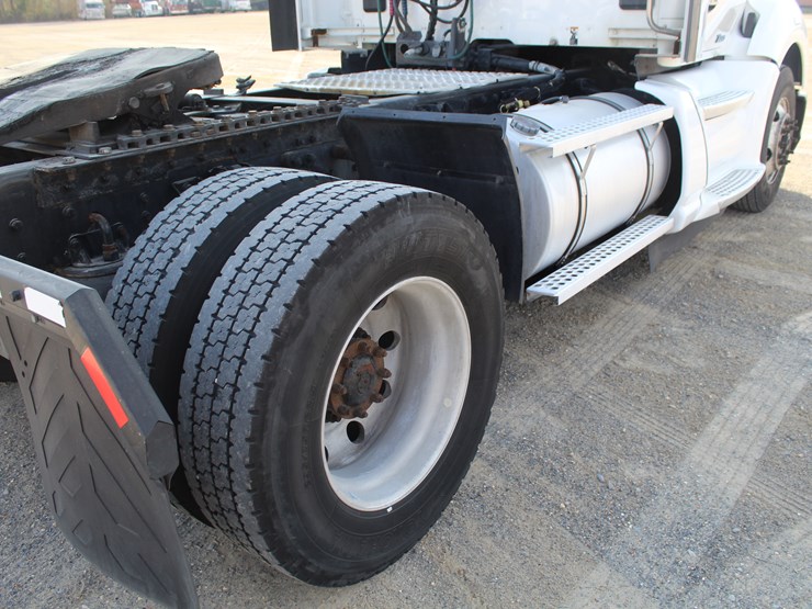 2006-kenworth-t680-image-7