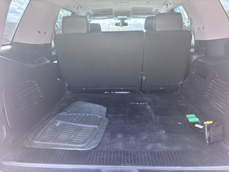 2024-chevrolet-tahoe-image-5