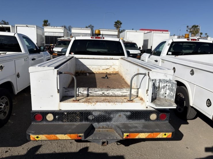 2008-chevrolet-2500-image-6