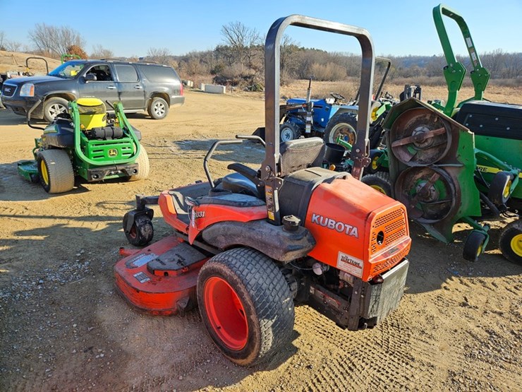 kubota-zd331-image-2