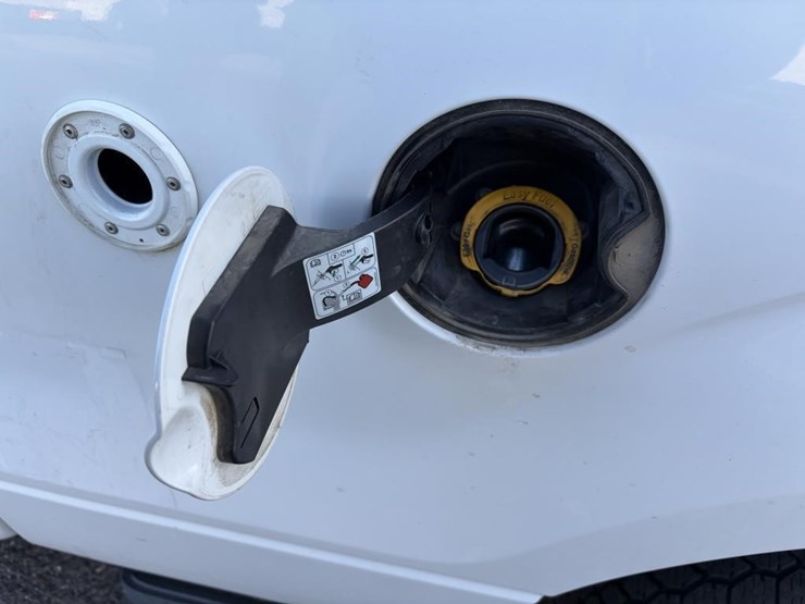 2014-ford-f150-image-33