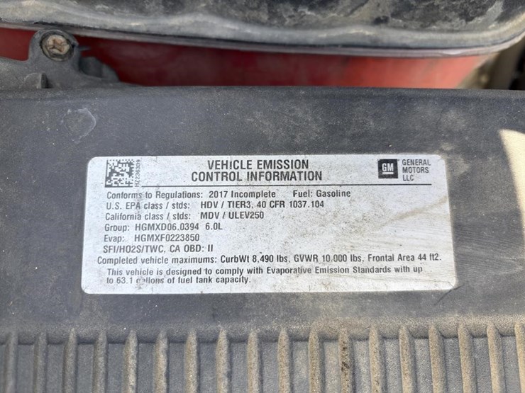 2017-chevrolet-silverado-2500-image-8