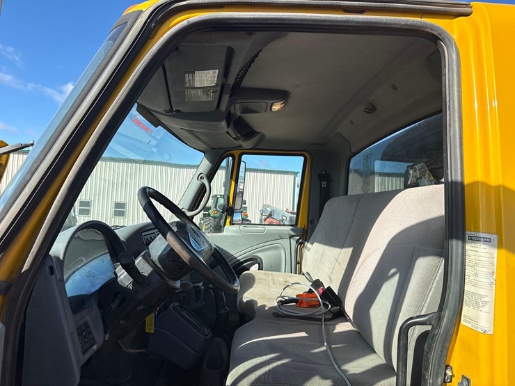 2007-international-4000-image-13