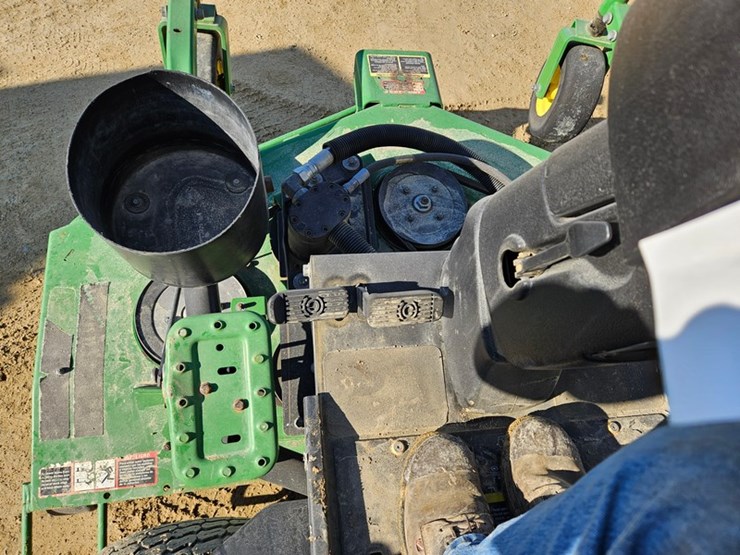 john-deere-1600-image-14