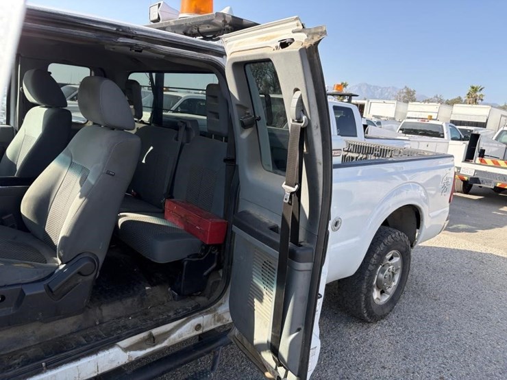 2011-ford-f250-sd-xlt-image-16