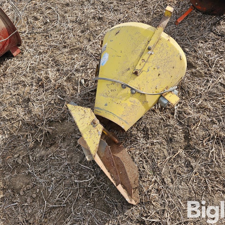 Spread-All A4E-2 Bin Grain Spreader