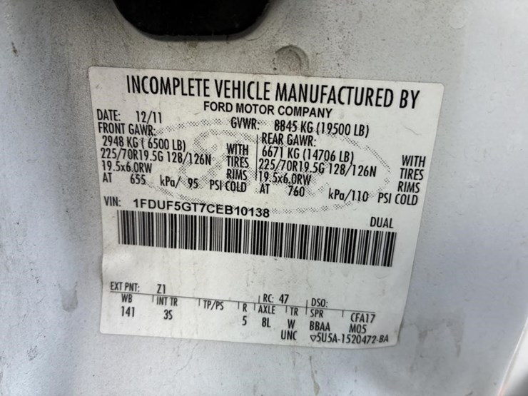 2012-ford-f550-image-16