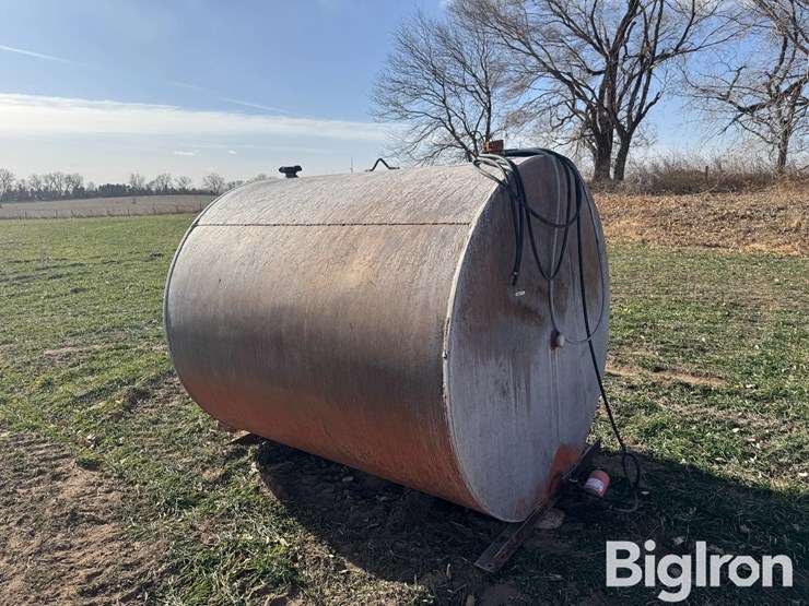1000-gallon-fuel-tank-image-3