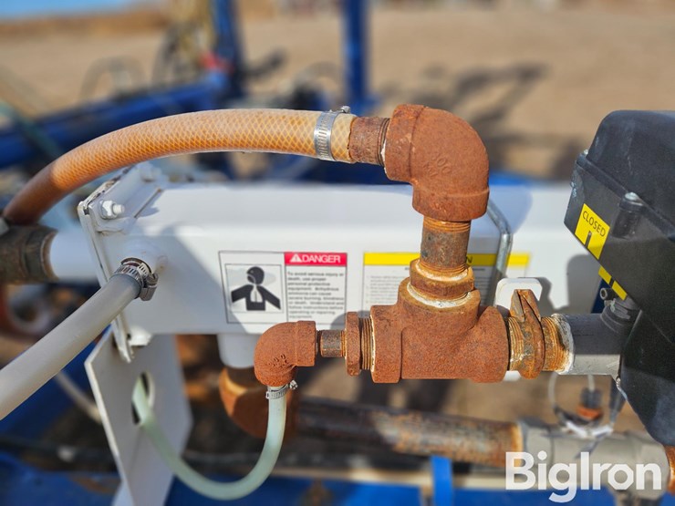 blu-jet-landwalker-image-13