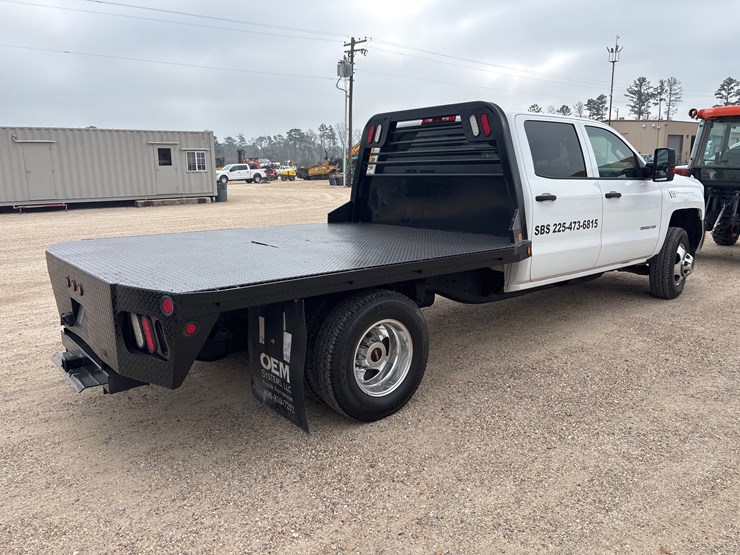 2016-chevrolet-3500hd-image-3