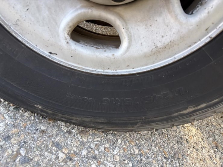 2008-chevrolet-2500-image-37